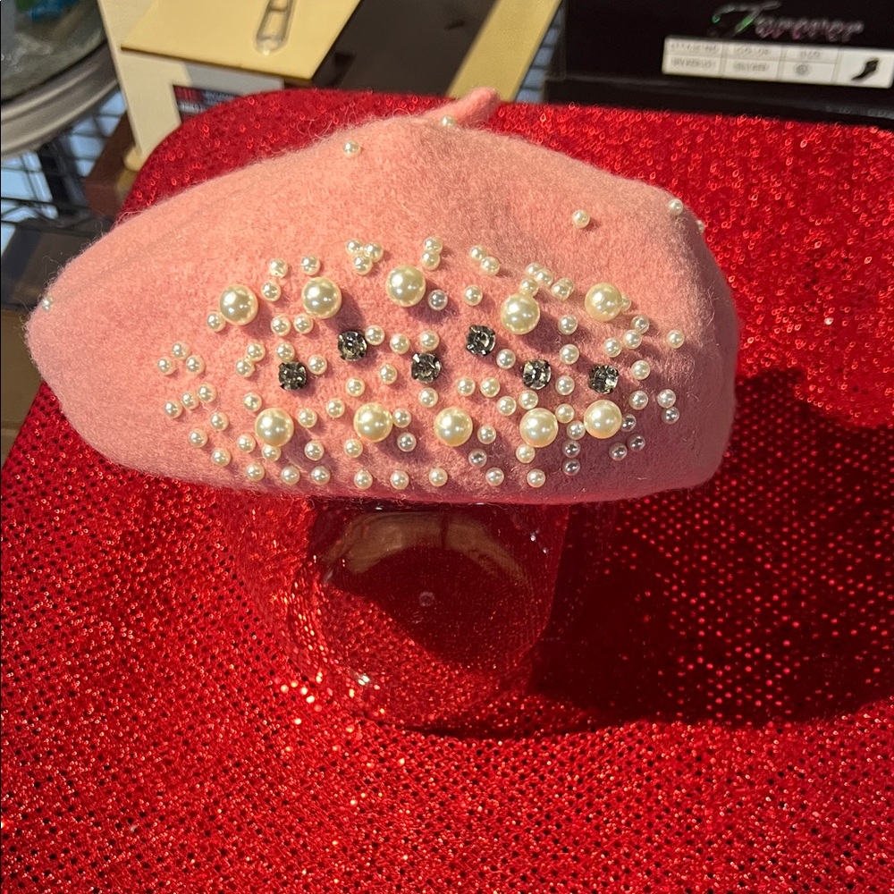 Pink Pearl Embellished‎ Beret